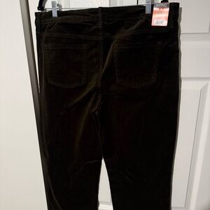 Buffalo David Bitton Women's Stretch Straight Leg Corduroy Pants, Rosemary, Sz16